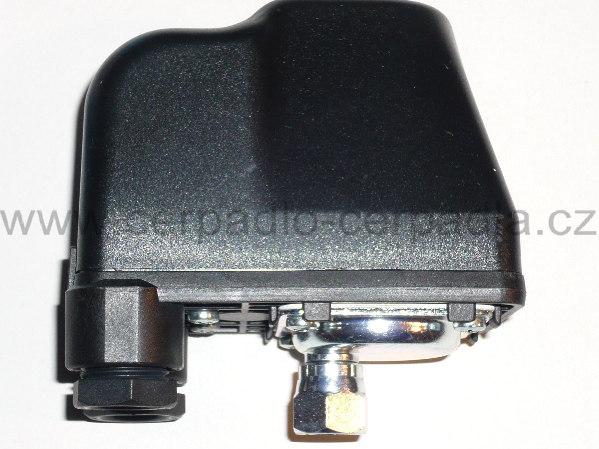 spínač 400V
